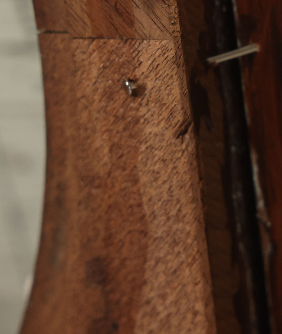 Lot 008 - Antique Victorian Eastlake Double Frame With Decorative Real Shell Surround, Shell Flowers, Sailors Valentine, 17" x 18-7/8"