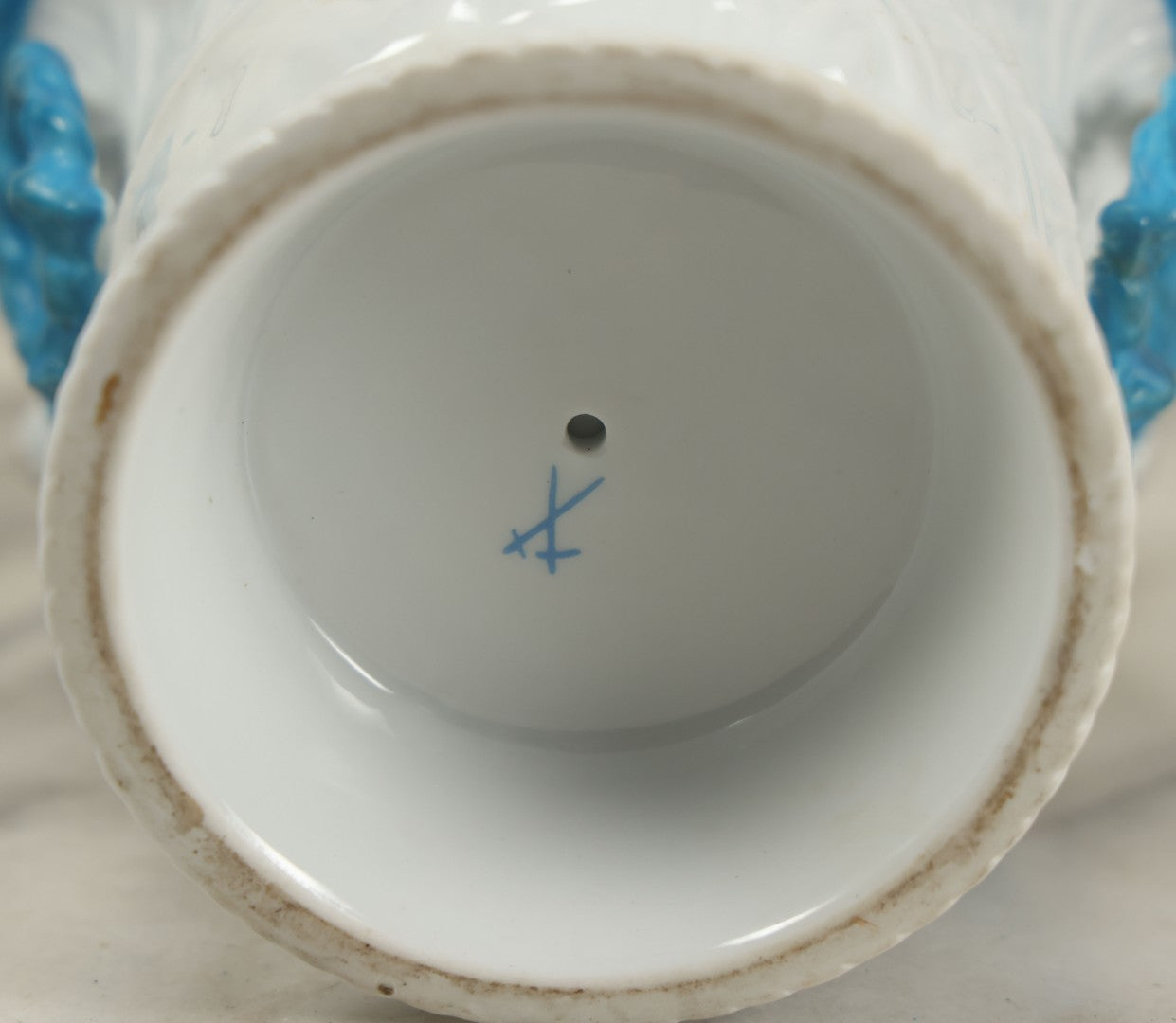 Lot 020 - Antique Kittens In Basket Porcelain Dish Vase With Crossed Swords Hallmark