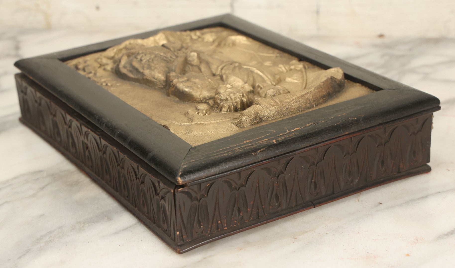 Lot 046 - Antique Wooden Box With Molded Decorative Relief Lid With Children, Decorated Sides, Hinged Lid, Note Modern Hardware
