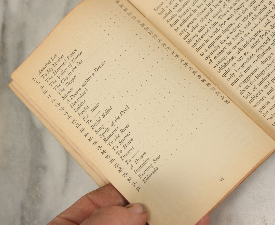 Lot 048 - "The Great Tales And Poems Of Edgar Allan Poe" Complete And Unabridged Pocket Book Edition Vintage Pulp Book With Illustrated Cover, Third Printing, 1940