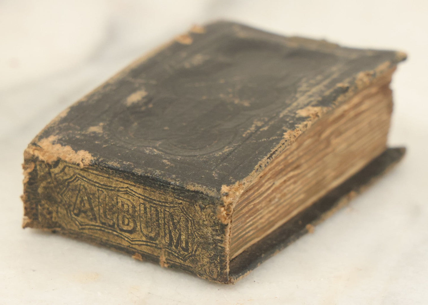 Lot 051 - Antique Gem Tintype Album With 46 Tintype Photographs Of Men, Women, And Children, Including Two "Not-So-Hidden" Mother Photographs