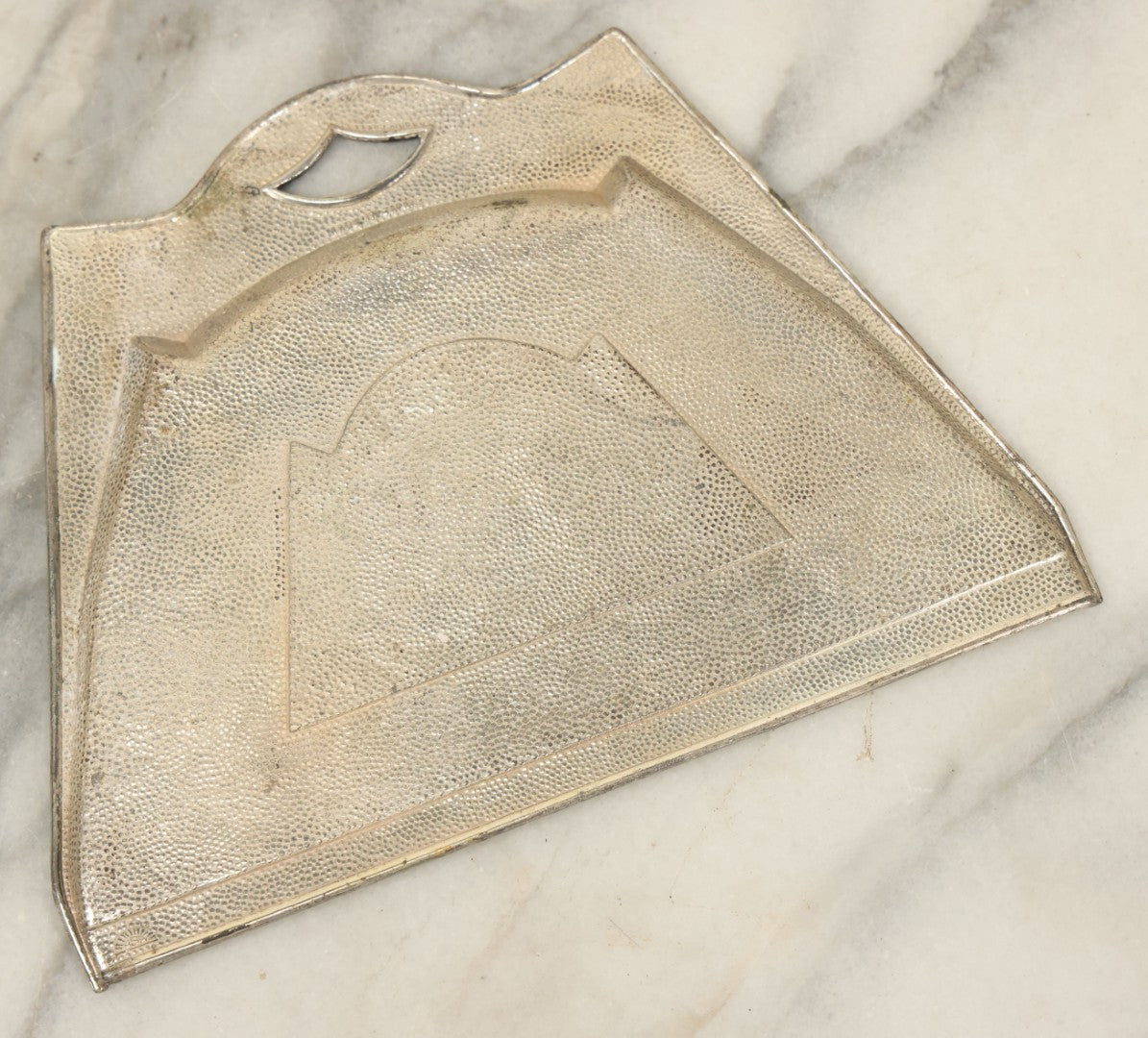 Lot 081 - Vintage Mid Century Art Deco Crumb Tray Butler With Brush With Hunting Dog Motif, Made In Japan, With A.S.A. Hallmark