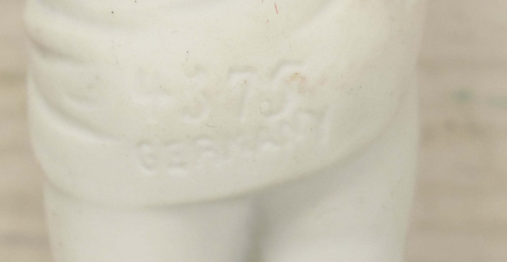 Lot 086 - Antique Bisque Peeing Little Boy Cherub Mini Bottle, Brussels Boy, Made In Germany, With Cork