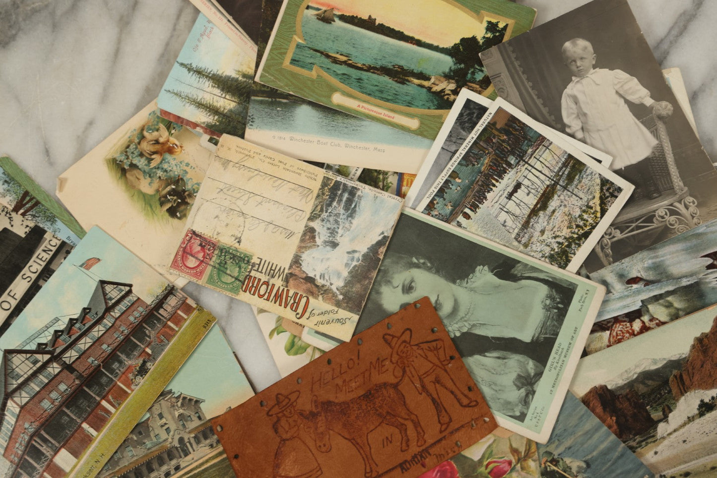 Lot 122 - Grouping Of 25+ Mixed Vintage And Antique Postcards, Mostly Of Landmarks, Locations, Etc