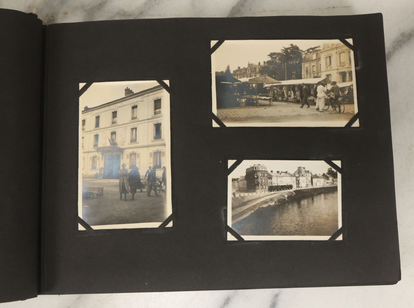 Lot 136 - Antique Black Photo Album With Detached Cover And Many Snapshot Photographs Of A Trip To Europe, Italy, Etc., Including Photos Of Ruins, Circa 1920s (All Pages Pictured) 