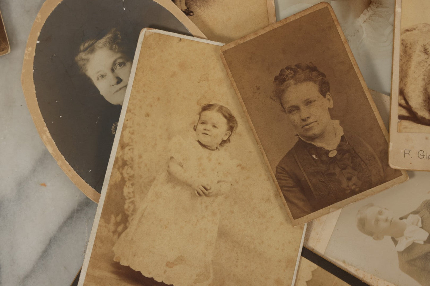 Lot 171 - Grouping Of 20+ Cabinet Card And Carte De Visite C.D.V. Photographs Of Men, Women, And Children, Including Little Girl With Hat, Smiling Toddler, And More