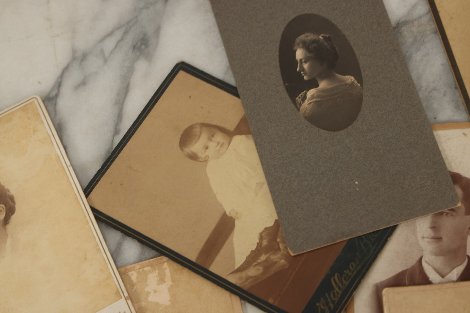 Lot 171 - Grouping Of 20+ Cabinet Card And Carte De Visite C.D.V. Photographs Of Men, Women, And Children, Including Little Girl With Hat, Smiling Toddler, And More