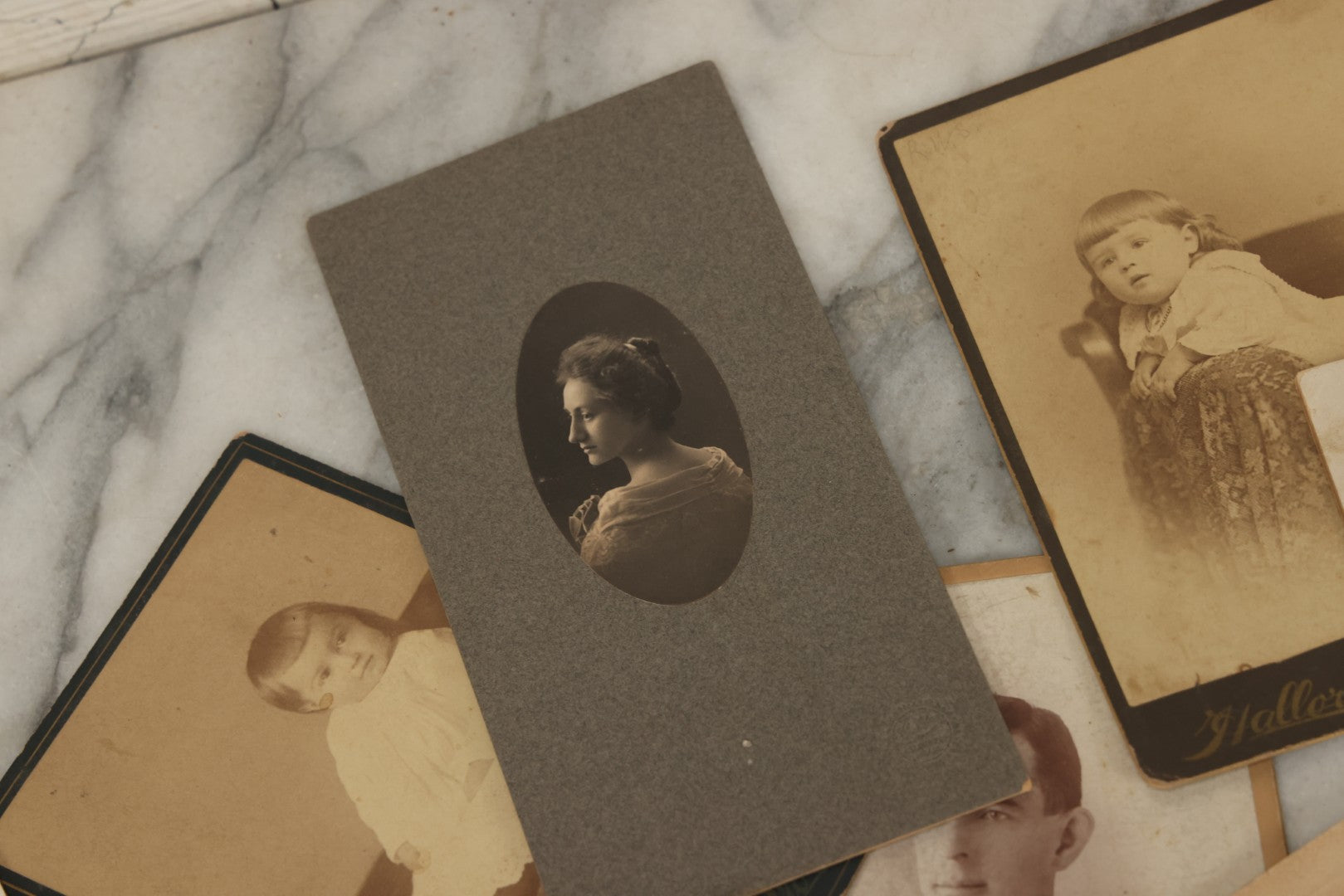 Lot 171 - Grouping Of 20+ Cabinet Card And Carte De Visite C.D.V. Photographs Of Men, Women, And Children, Including Little Girl With Hat, Smiling Toddler, And More