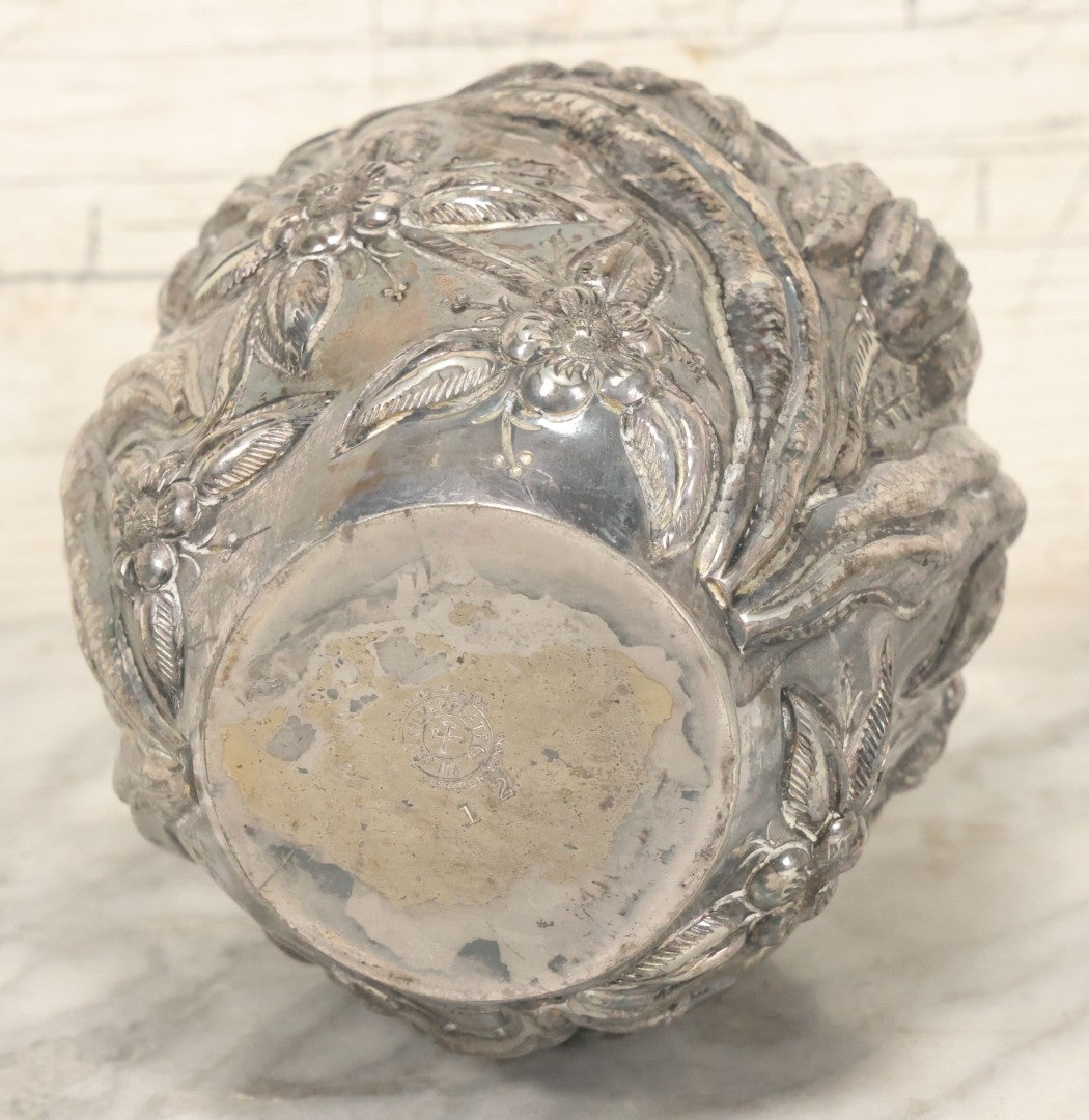 Lot 031 - Antique Wilcox Silverplate Co. Lidded Jar, Meriden Connecticut, Quadruple Plate, Floral Repoussé Design
