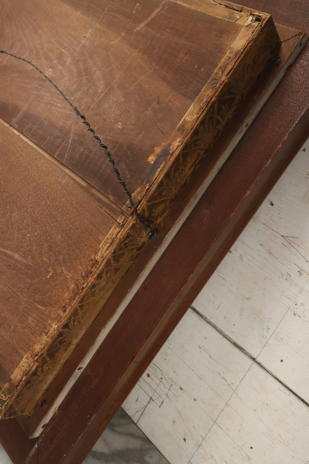 Lot 004 - Antique Victorian Human Hair Work Circular Wreath In Rectangular Shadow Box With Hair Flowers At Center, Fabric Backing, 23-1/8" x 25" x 4-1/2"