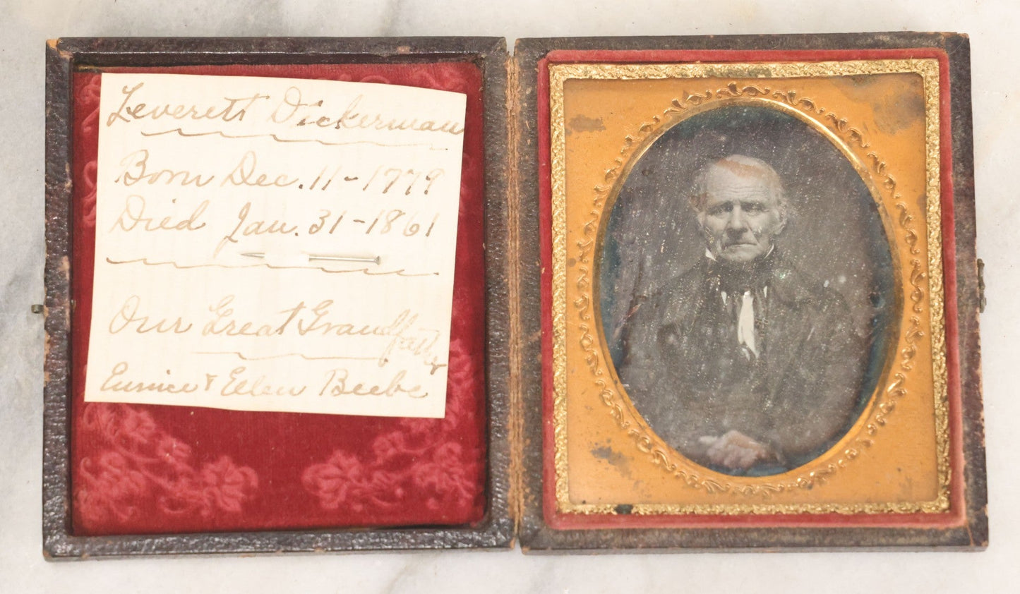 Lot 027 - Antique 1/6th Plate Daguerreotype Photograph Of Leverett Dickerman, Born 1779, Died 1861, In Full Intact Leatherette Union Case, Husband Of Pamelia