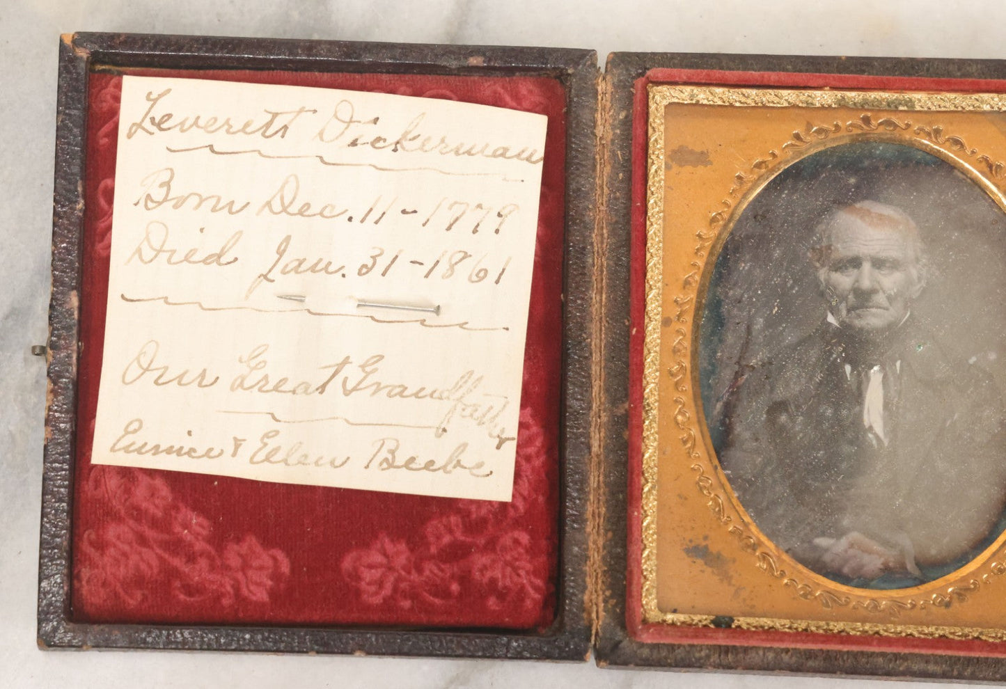 Lot 027 - Antique 1/6th Plate Daguerreotype Photograph Of Leverett Dickerman, Born 1779, Died 1861, In Full Intact Leatherette Union Case, Husband Of Pamelia
