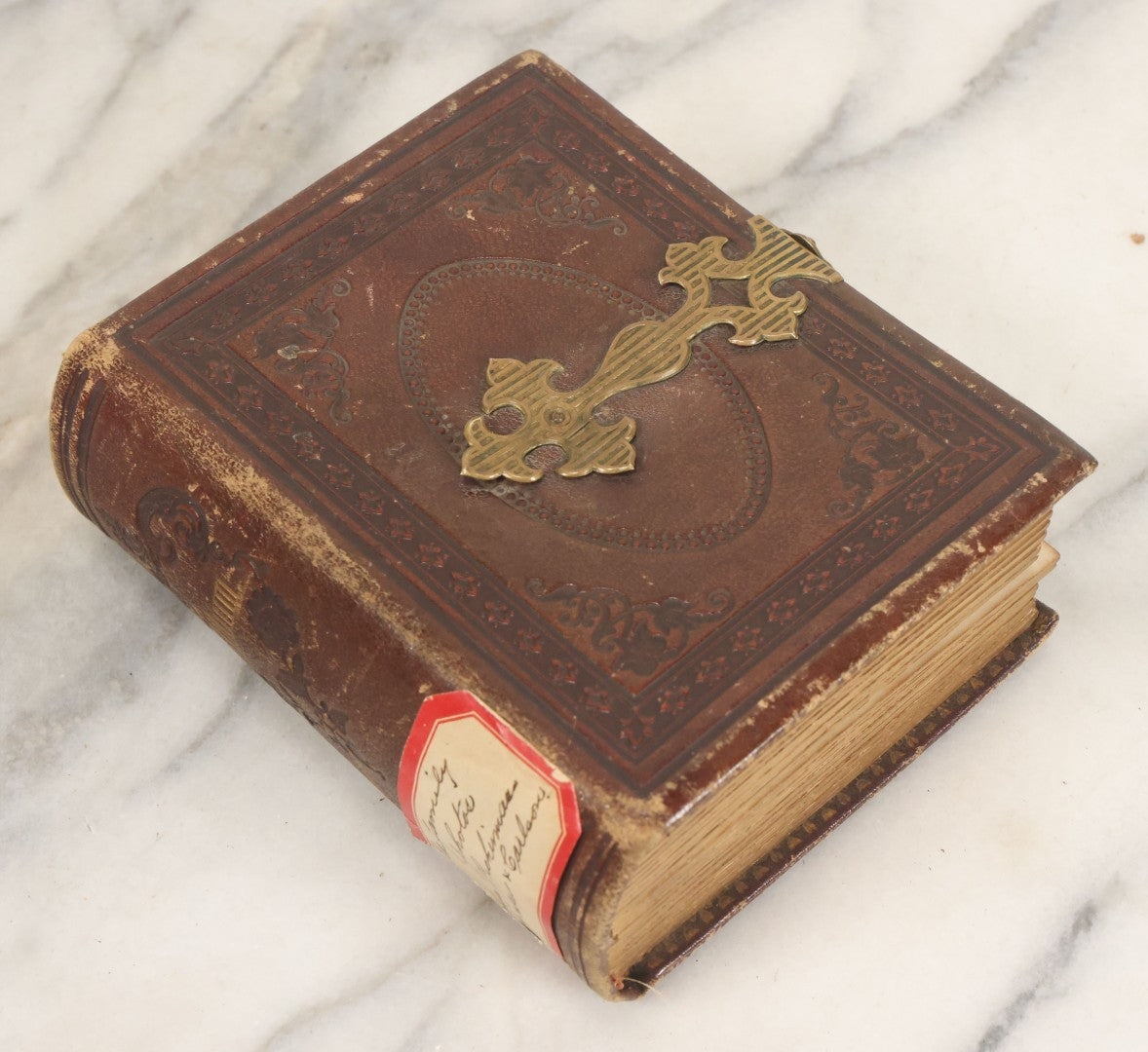 Lot 030 - Antique 19th Century Family Photo Album With Photographs Of The Dickerman, Palmer, And Mayhew Family, With 25 Carte De Visite C.D.V. Photographs And 10 Tintype Photographs, Note Binding Wear, Loosening