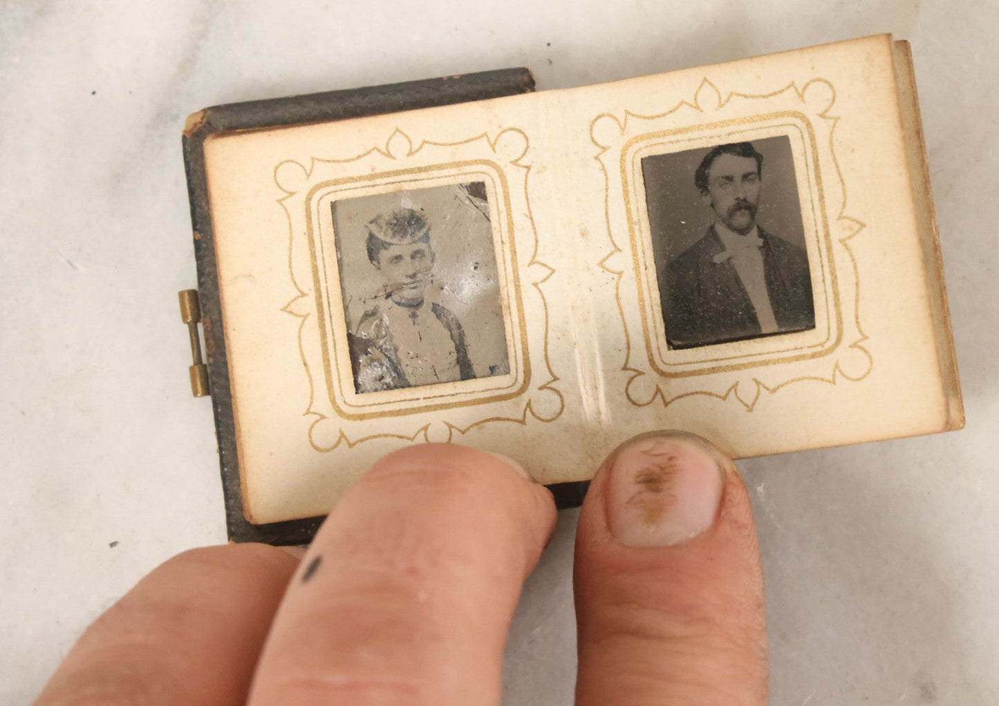 Lot 031 - Antique 19th Century Craft Grade Gem Tintype Photo Album With Many Loose Photos, Damaged, Poor Condition Album, 20+ Gem Tintype Photos