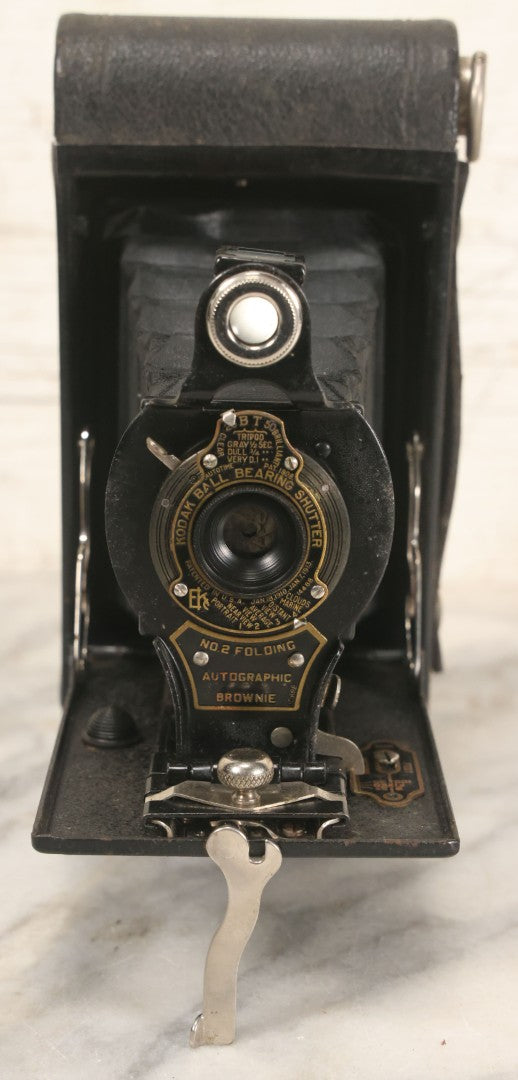 Lot 036 - Antique Kodak No. 2 Folding Autographic Brownie Film Camera In Original Box With Paperwork
