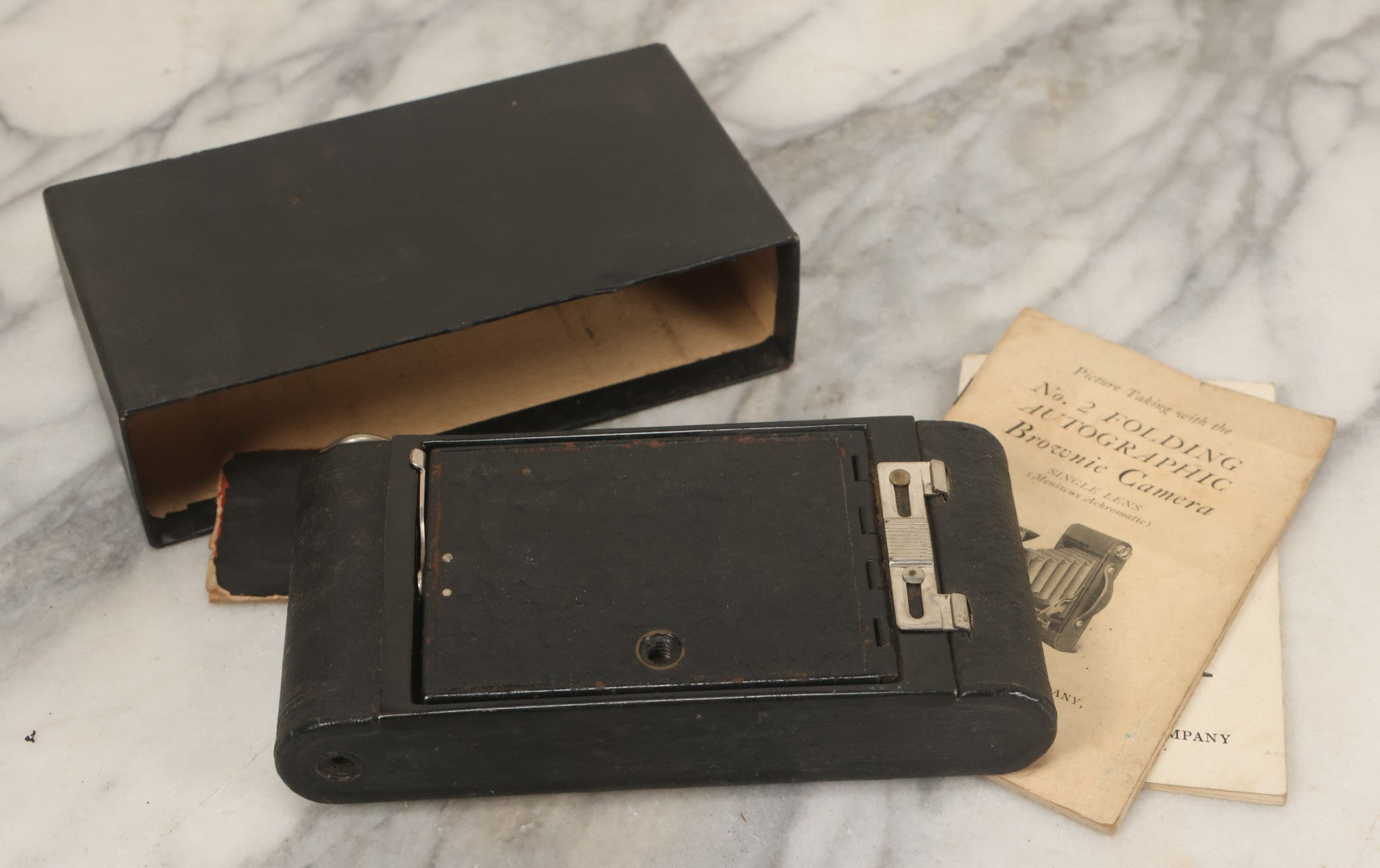 Lot 036 - Antique Kodak No. 2 Folding Autographic Brownie Film Camera In Original Box With Paperwork