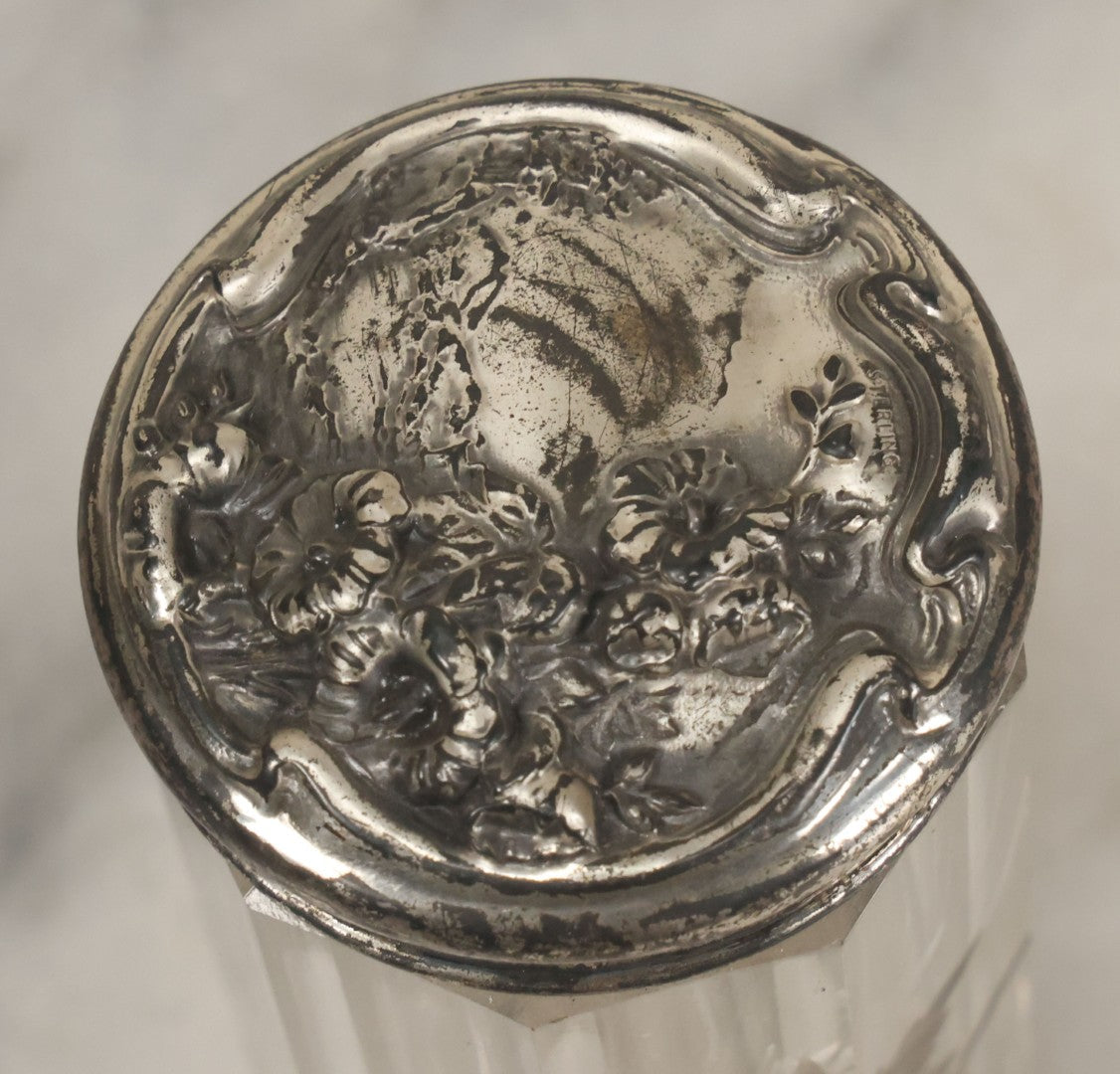 Lot 042 - Antique Etched Glass Powder Shaker With Sterling Silver Art Nouveau Repoussé Lid, Botanical Motif Cut Into Glass, Marked Sterling