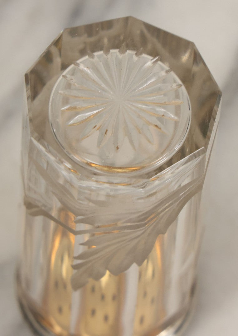 Lot 042 - Antique Etched Glass Powder Shaker With Sterling Silver Art Nouveau Repoussé Lid, Botanical Motif Cut Into Glass, Marked Sterling