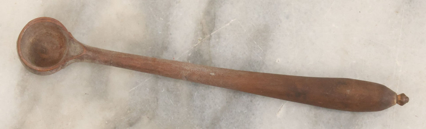 Lot 067 - Two Piece Antique Wooden Tool Lot Including Crochet Hook And Small Wooden Spoon