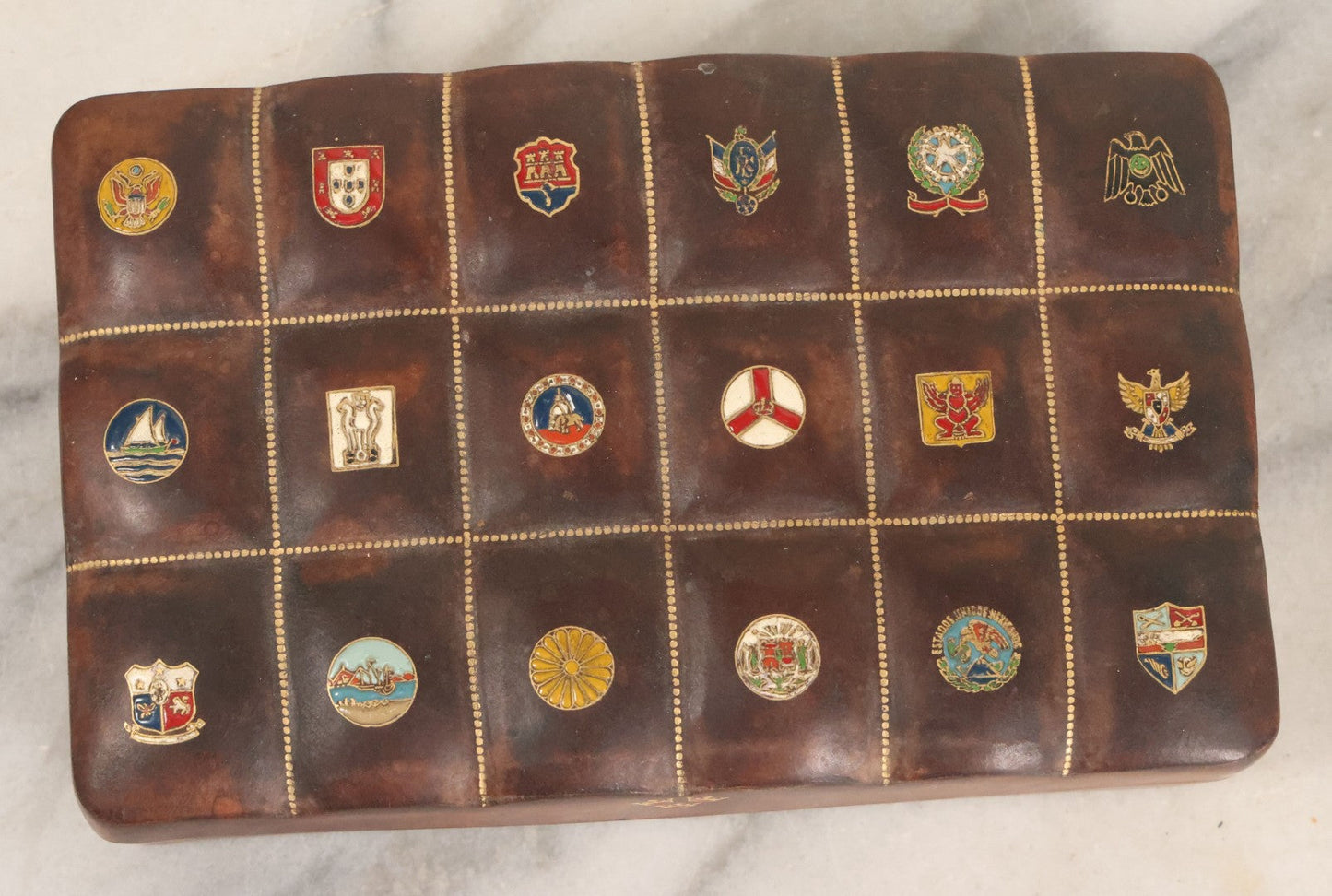 Lot 069 - Vintage Leather Keepsake Box Specially Made For The Swedish American Line, Ocean Liner Souvenir