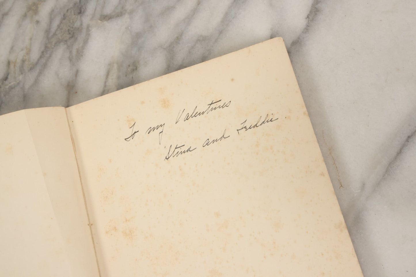 Lot 088 - "The Jumbles And Other Nonsense Verses" Antique Illustrated Children's Book By Edward Lear With Drawings By L. Leslie Brooke, Frederick Warne And Co. Publishers, London, New York, Printed In Great Britain, Circa 1905
