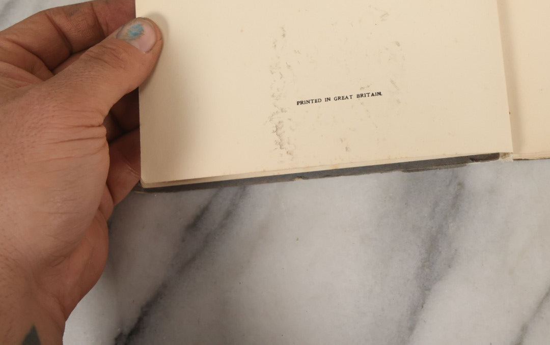 Lot 088 - "The Jumbles And Other Nonsense Verses" Antique Illustrated Children's Book By Edward Lear With Drawings By L. Leslie Brooke, Frederick Warne And Co. Publishers, London, New York, Printed In Great Britain, Circa 1905