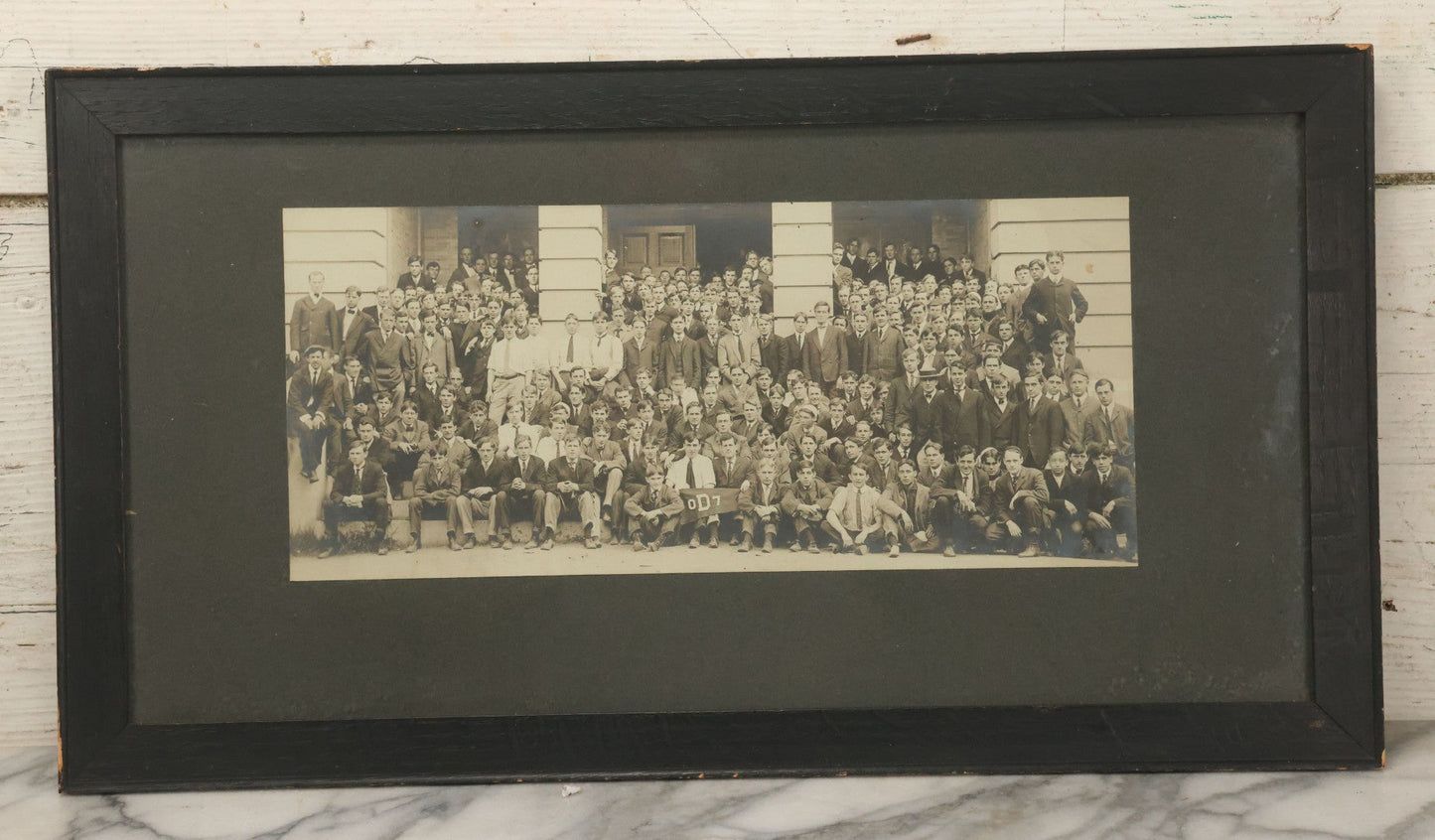Lot 039 - Antique Boarded Group Photograph Of Dartmouth College Men's Class Of 1907, New Hampshire, In Frame, 19-3/4" x 10-3/4"