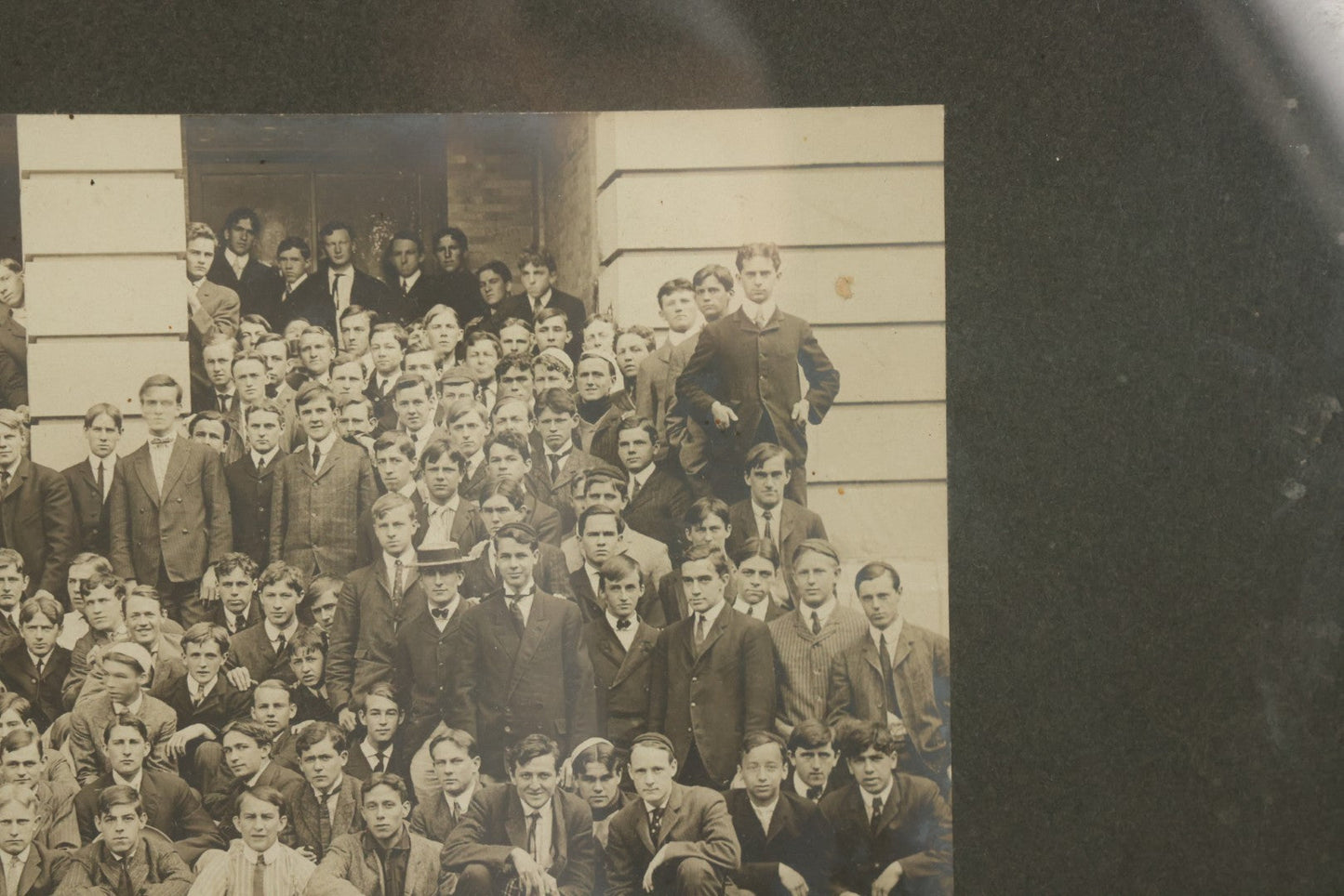 Lot 039 - Antique Boarded Group Photograph Of Dartmouth College Men's Class Of 1907, New Hampshire, In Frame, 19-3/4" x 10-3/4"