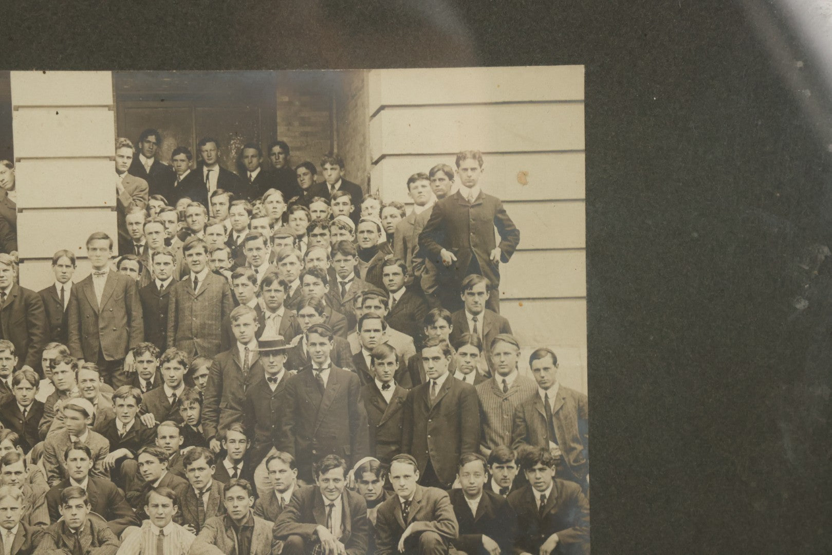 Lot 039 - Antique Boarded Group Photograph Of Dartmouth College Men's Class Of 1907, New Hampshire, In Frame, 19-3/4" x 10-3/4"