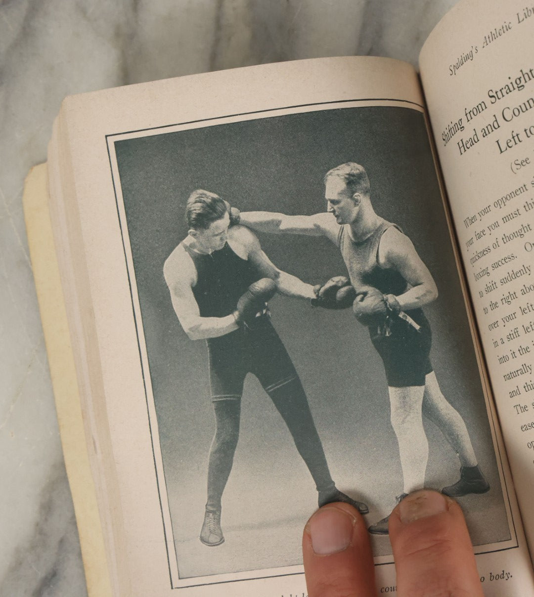 Lot 058 - "Spalding's Athletic Library No. 25B, Boxing, Complete Illustrated Instructions In The Art Of Self Defense", Vintage Boxing Booklet, With Many Photographs And Illustrations, Copyright 1926 By American Sports Publishing Co., Note Wear