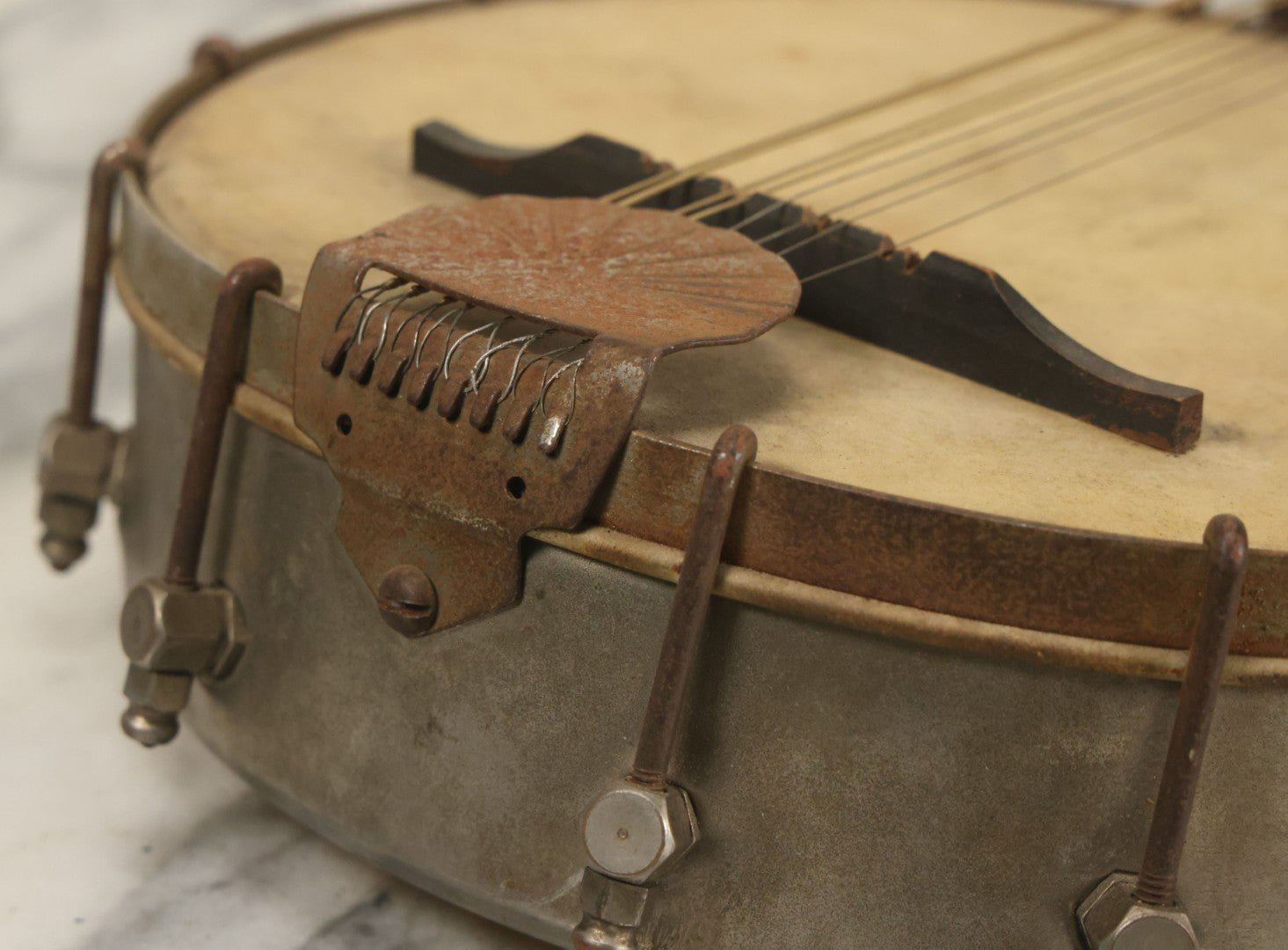 Lot 066 - Vintage 8 String Mandolin Ukulele Banjo Mandolele, All Strings Present But Likely Needs Restrung, Tuning, Refurbishment, Not Tested, 22" Long