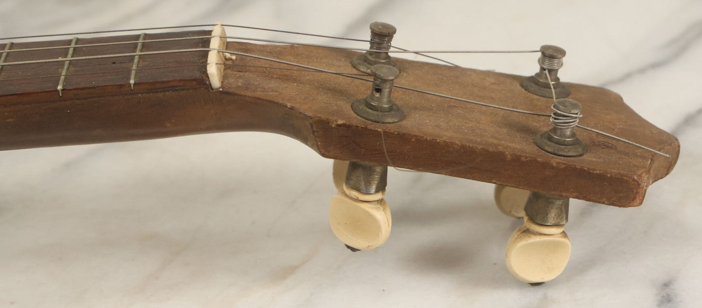 Lot 067 - Vintage 4 String Ukulele Banjo Banjolele, All Strings Present But Likely Needs Restrung, Tuning, Refurbishment, Not Tested, 21" Long
