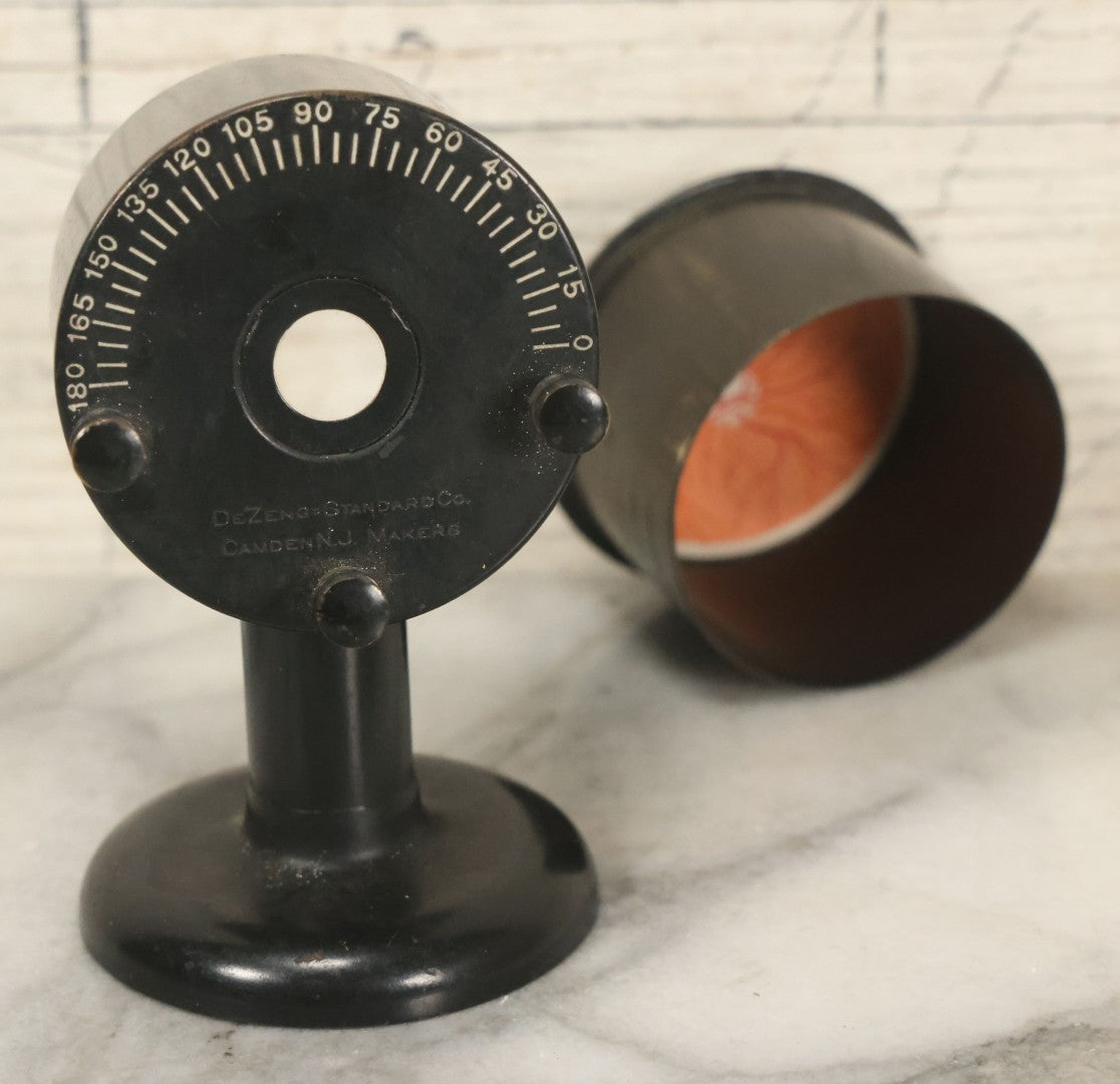 Lot 078 - Vintage Eye Testing Optical Device By De Zng Standard Co., Camden, New Jersey, With Interior Eyeball Graphic And Magnifying Lens
