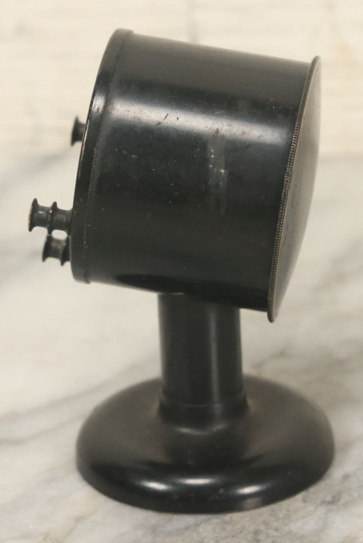 Lot 078 - Vintage Eye Testing Optical Device By De Zng Standard Co., Camden, New Jersey, With Interior Eyeball Graphic And Magnifying Lens