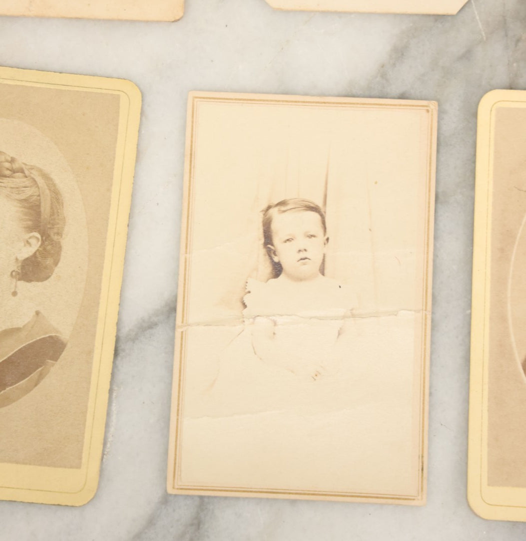 Lot 120 - Grouping Of 17 Antique Carte De Visite C.D.V. Photographs Of Men, Women And Children, Including Mother With Tiny Baby And Boy With Pink Tinted Bowtie