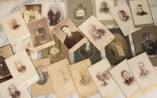 Lot 121 - Grouping Of 23 Antique Cabinet Card And Boarded Photographs Of Men, Women And Children, Including Class Of Graduates From Waterbury, Vermont