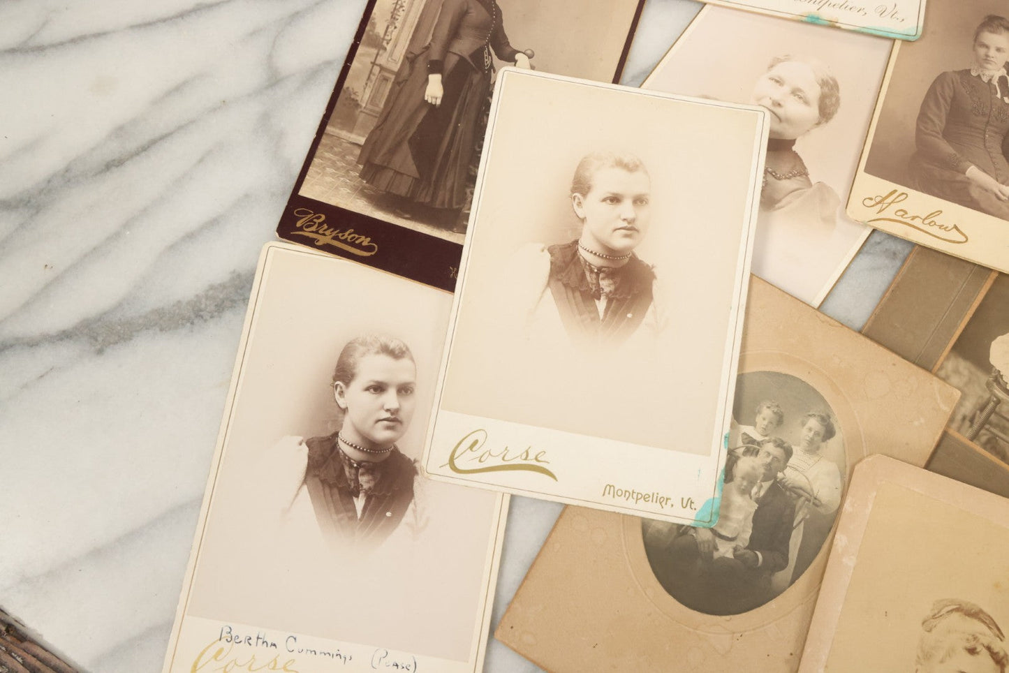 Lot 121 - Grouping Of 23 Antique Cabinet Card And Boarded Photographs Of Men, Women And Children, Including Class Of Graduates From Waterbury, Vermont