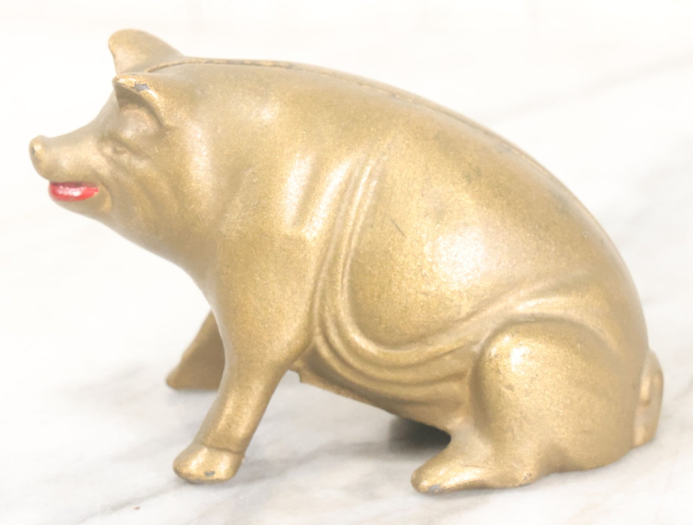 Lot 016 - Vintage Cast Iron Squatting Pig Piggy Still Bank In Gold Paint With Red Lips