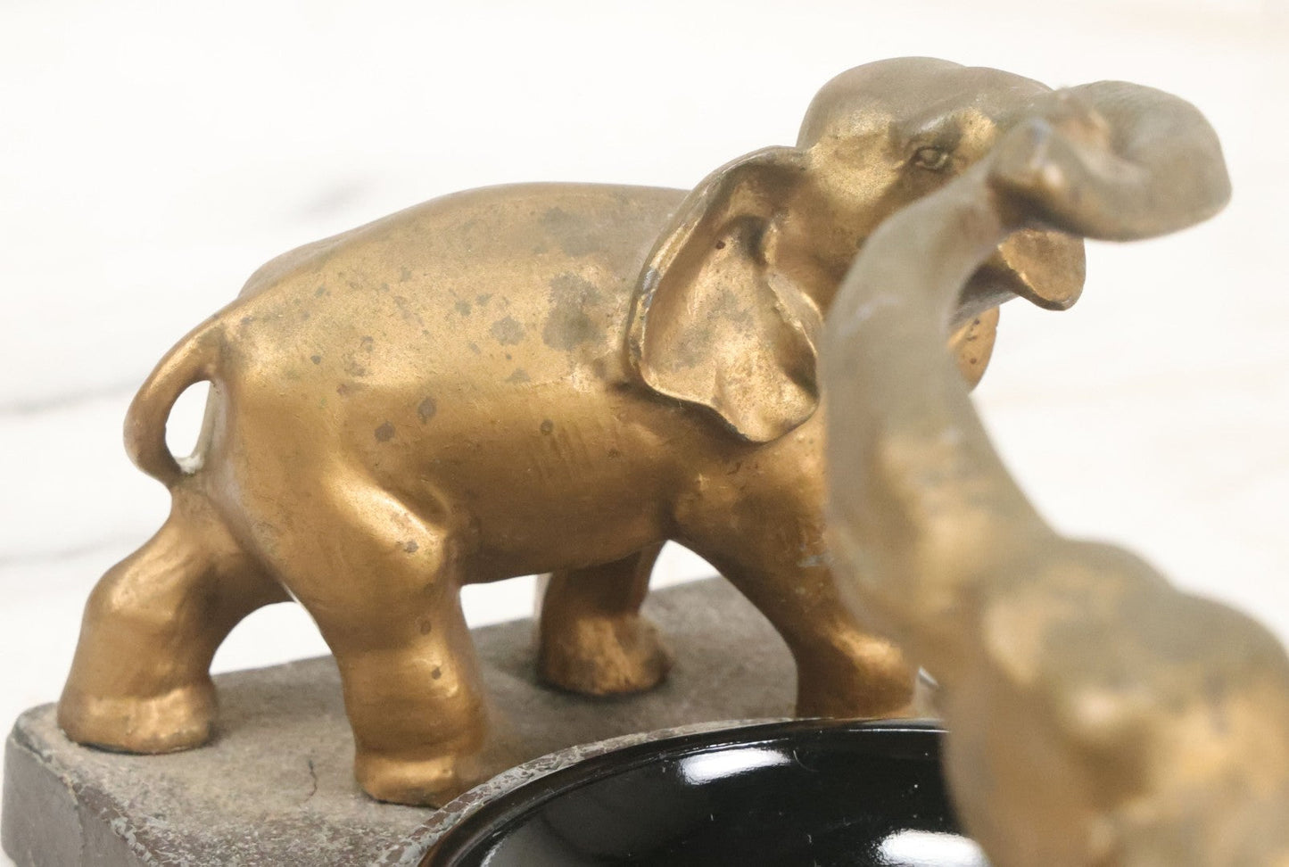 Lot 018 - Vintage Cast Pot Metal Elephant Trinket Dish And Amethyst Glass Insert, Note Various Wear, Cracks