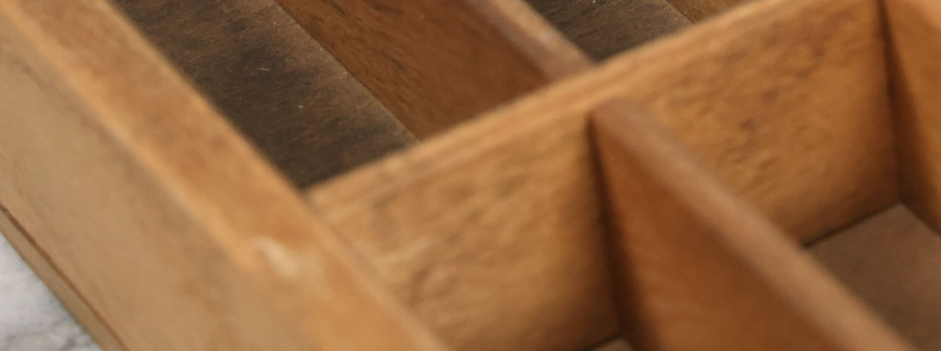 Lot 022 - Antique Hamilton Print Letterpress Type Dividing Drawer Tray, Cut Down To Size, 10-3/8" x 17-3/8" With Handle