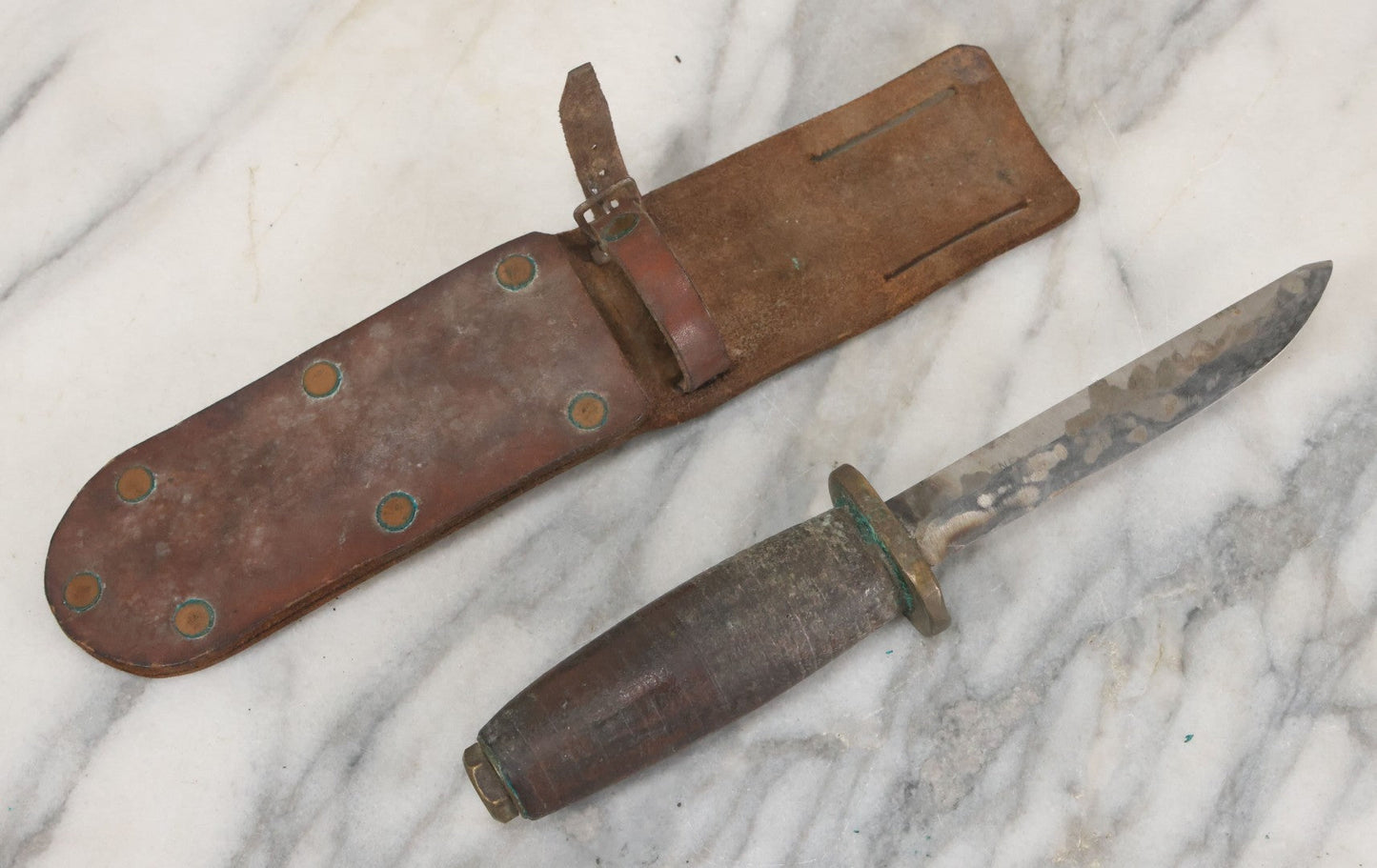 Lot 027 - Vintage Hunting Knife With Leather Sheath, Maker's Mark Worn Away, 5-1/4" Blade Length
