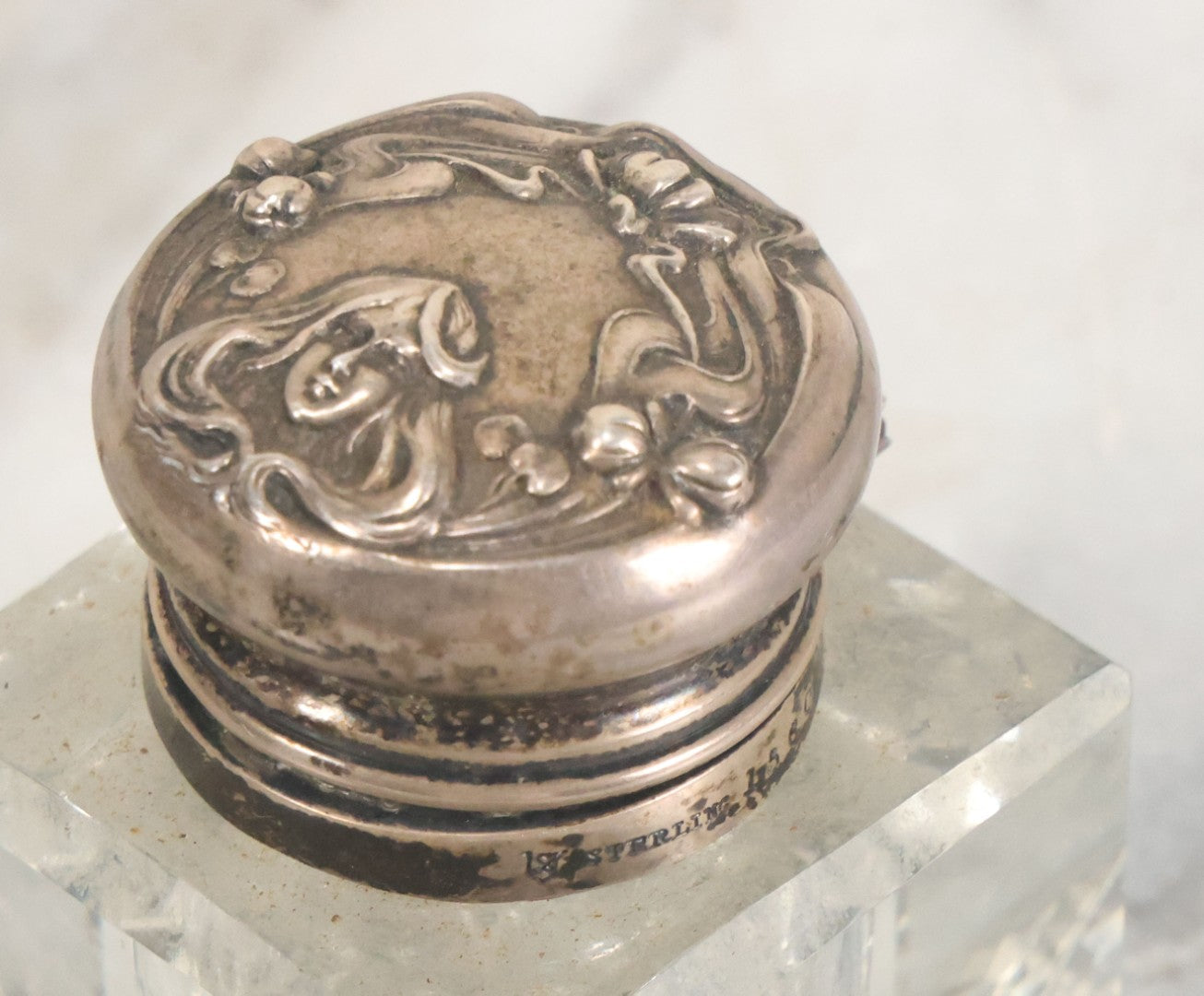 Lot 029 - Antique Cut Glass Inkwell With Art Nouveau Sterling Silver Lid With Woman Head And Lily Motif, Marked Sterling, With Hallmark, No. 1560