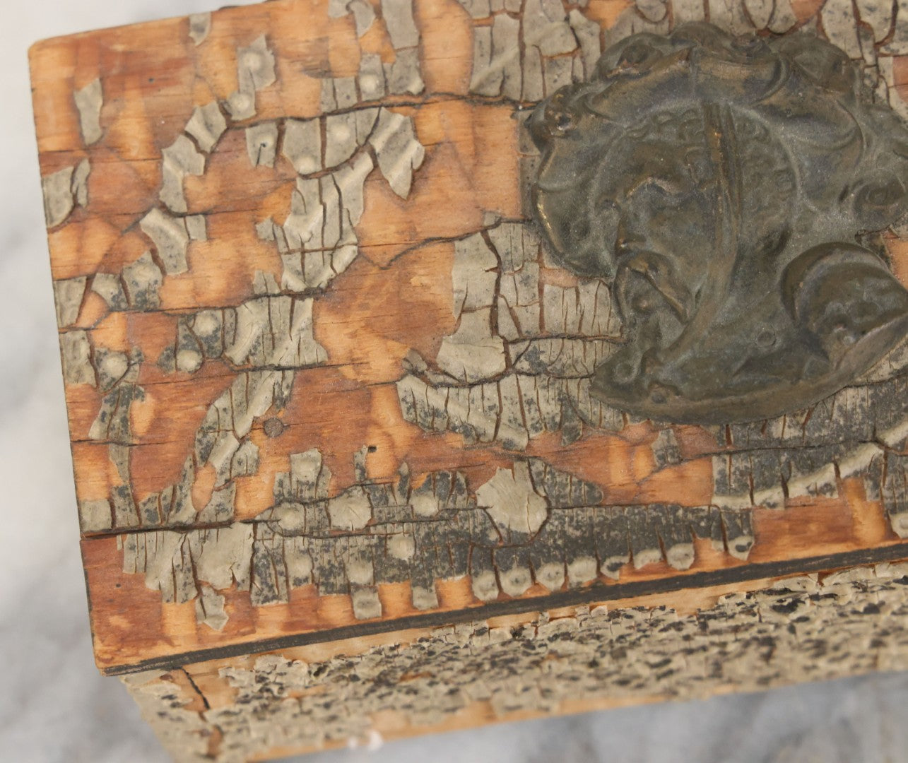 Lot 101 - Antique Wooden Box With Chippy Paint And Metal Adornment Featuring Man In Hat