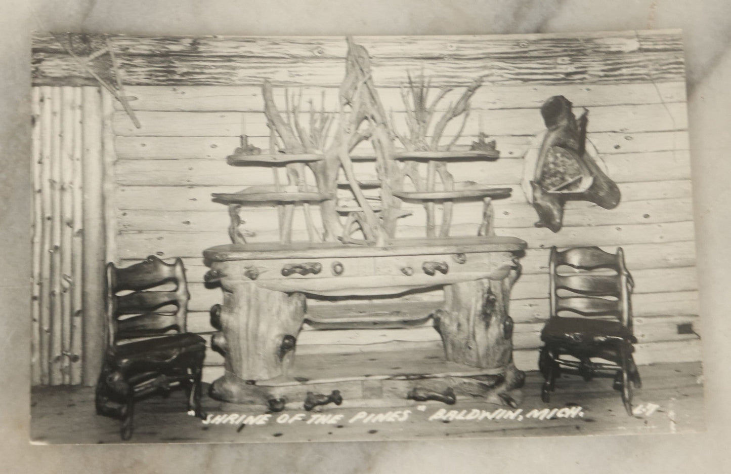 Lot 121 - Grouping Of Six Vintage Souvenir Photo Postcards Of "Shrine Of The Pines," Baldwin, Michigan, Depicting A Hunting Lodge With Taxidermy, Antlers, Etc., Printed By The L.L. Cook Co., Milwaukee, Wisconsin