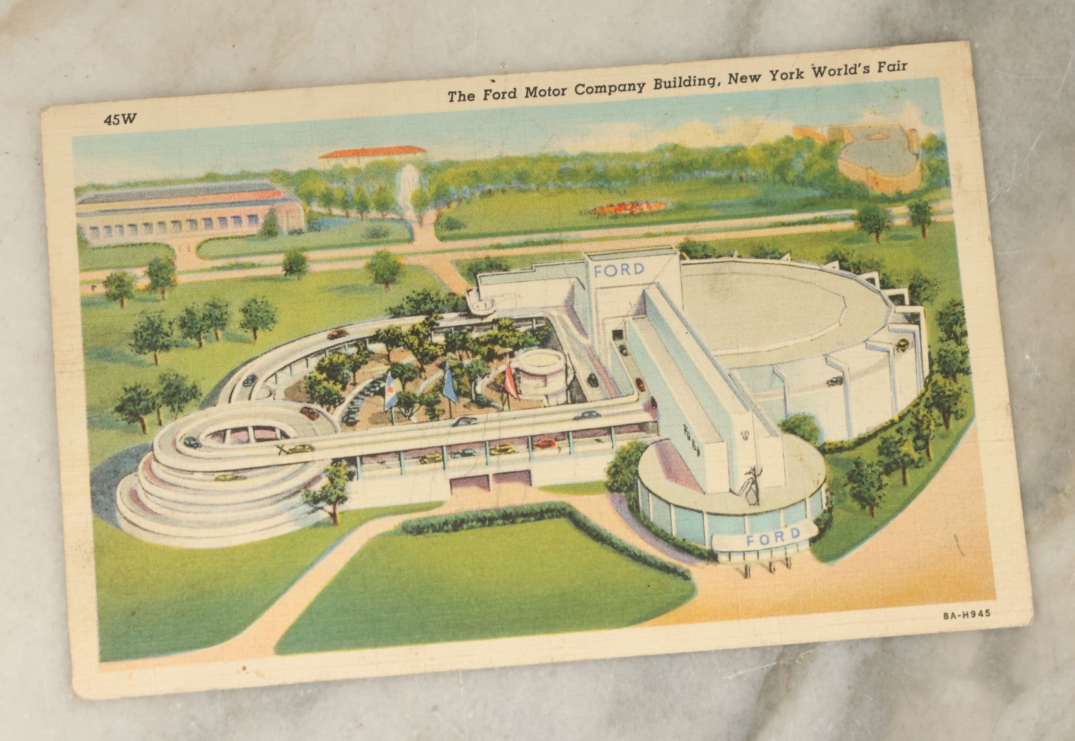 Lot 122 - Grouping Of Twelve Vintage Postcards Souvenir Postcards From New York City, New York, Including The Statue Of Liberty, Times Square, The Chrysler Building, Etc., Circa 1940s