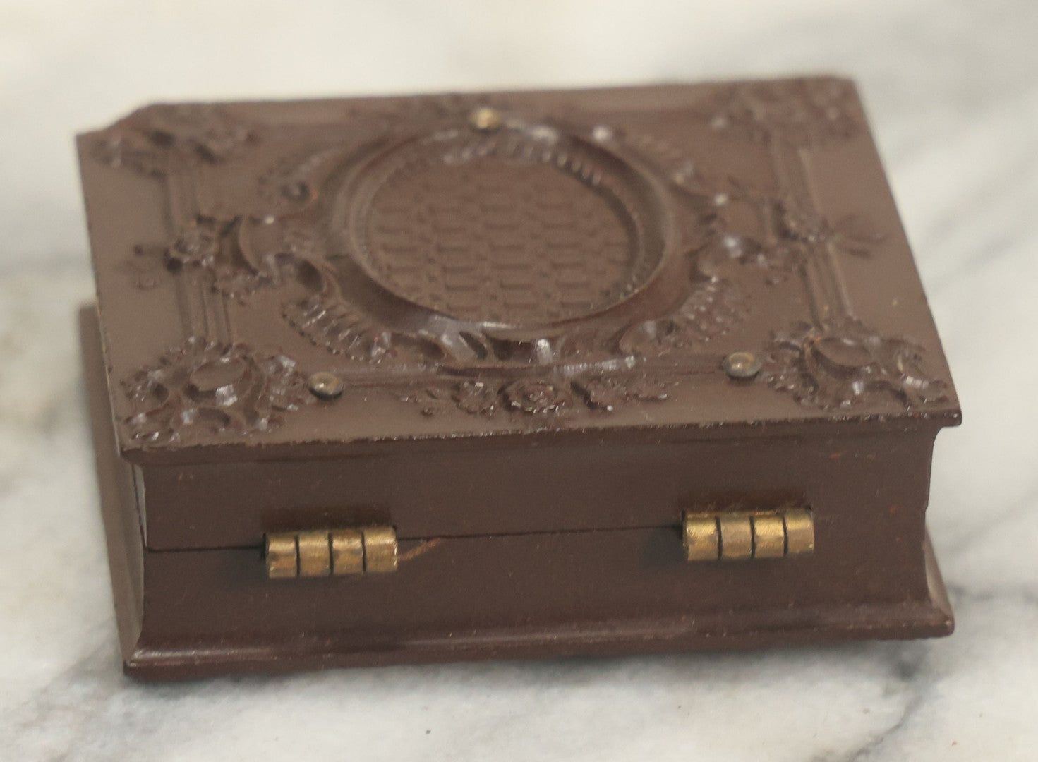 Lot 015 - Antique 1/16th Plate Ambrotype Photograph Of A Man With A 1000 Yard Stare A Comically Wide White Bowtie In A Thermoplastic Case, Genuine Union Case, Improved, Manufactured By S. Peck & Co.