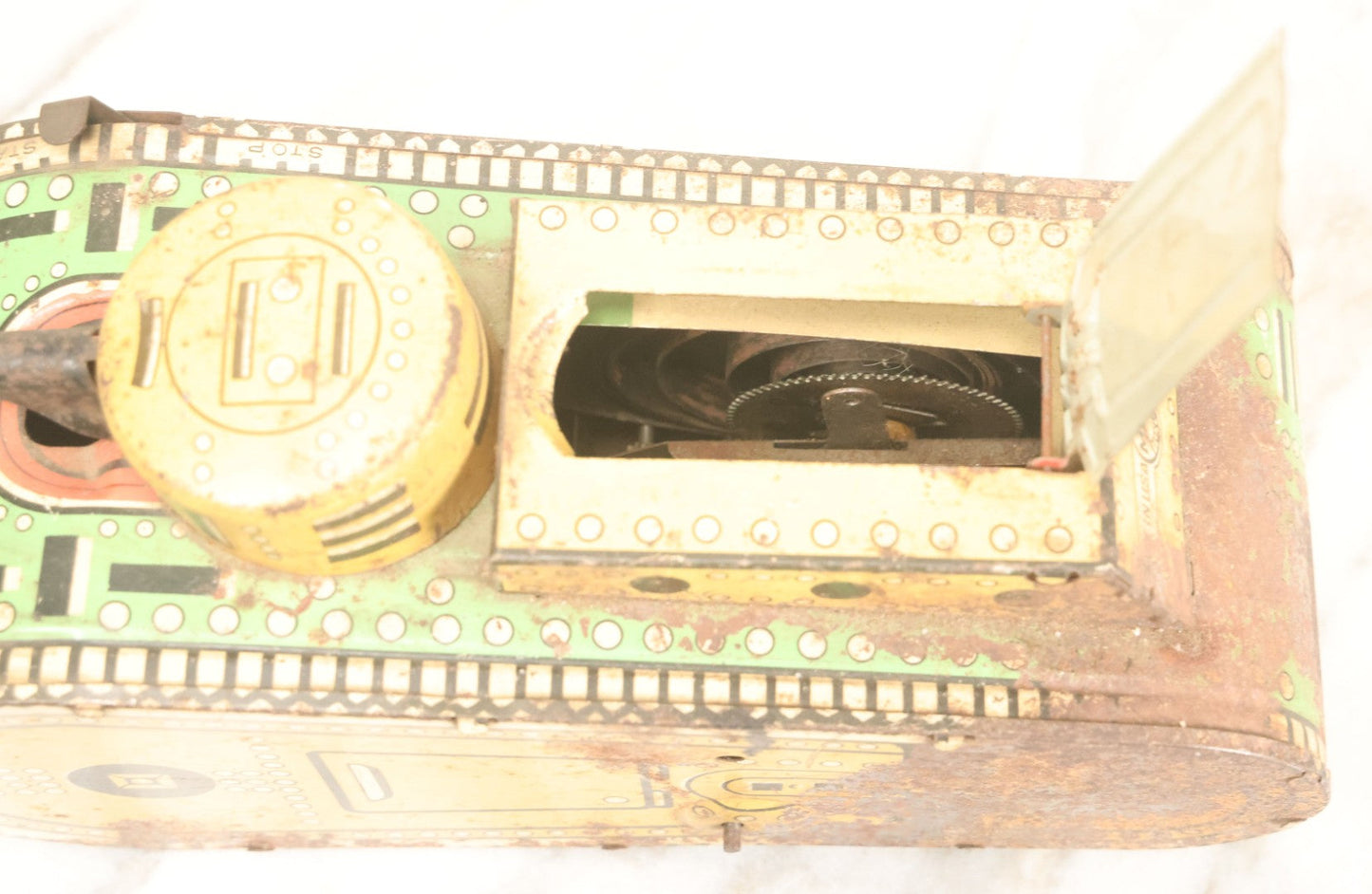 Lot 020 - Pair Of Vintage Tin Lithograph Toy Tanks Manufactured By Marx Toys, Fair Condition, Both Have Damage