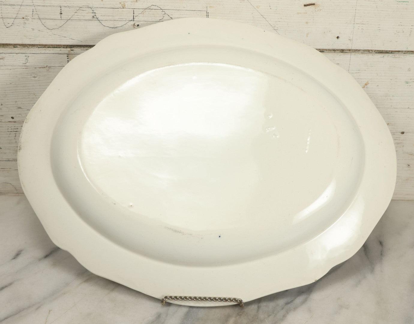 Lot 064 - Vintage Wedgwood Neoclassical Revival Transferware Platter With Griffin Motif, Greco-Roman Architectural Elements, Urns, Circa 1932, 17-1/4" x 13-1/2"