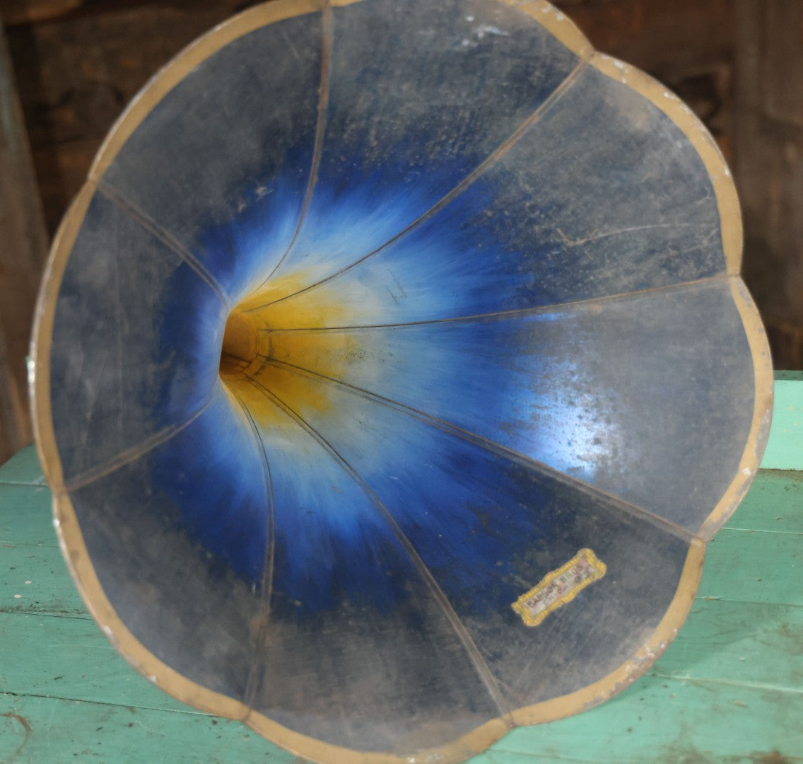 Antique Tin Phonograph Victrola Edison Horn, With Blue And Yellow Design, Manufactured By Babson Bros, Chicago, Circa 1910