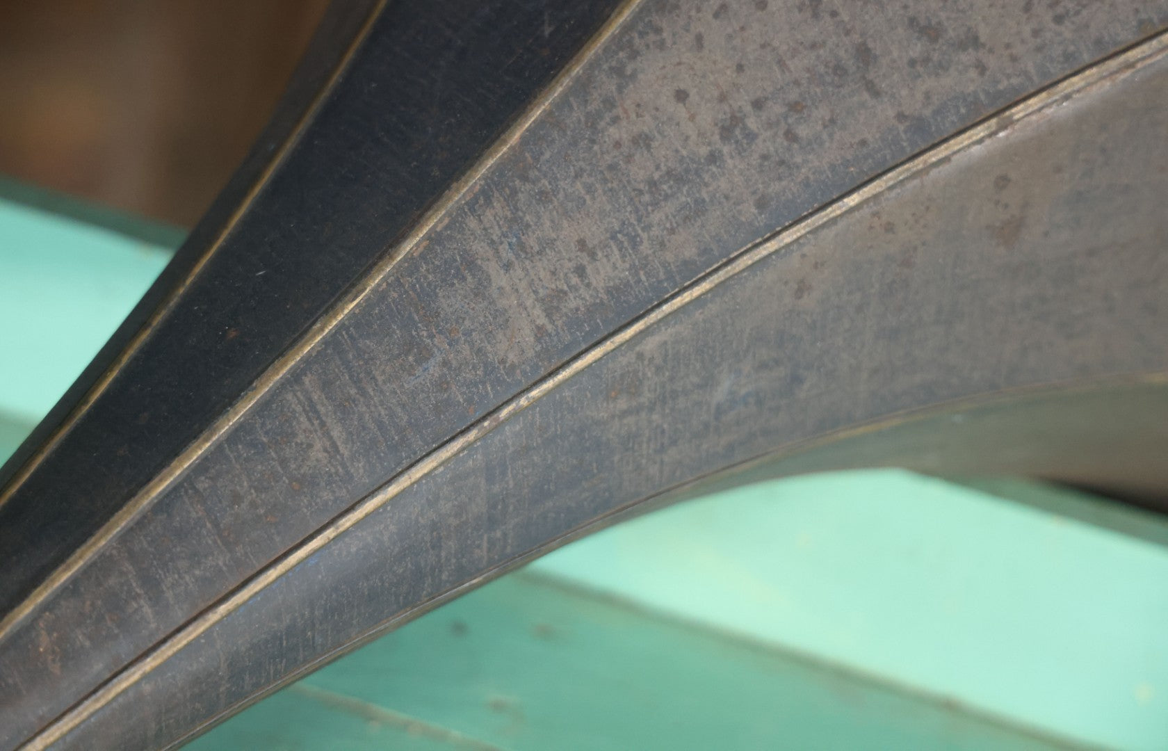 Antique Tin Phonograph Victrola Edison Horn, With Blue And Yellow Design, Manufactured By Babson Bros, Chicago, Circa 1910